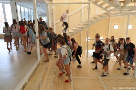 V Kamniku odprli eno najbolj modernih osnovnih šol v Sloveniji (14)